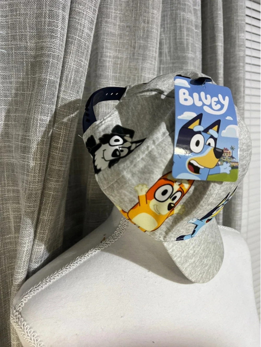 Bluey hat - Picture 2 of 4